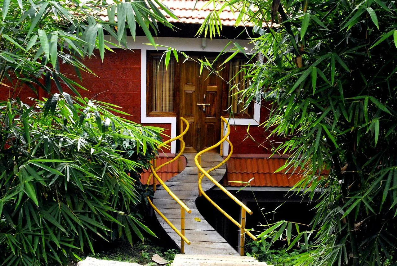 ***  Crescent Family Resort Ambalavayal India
