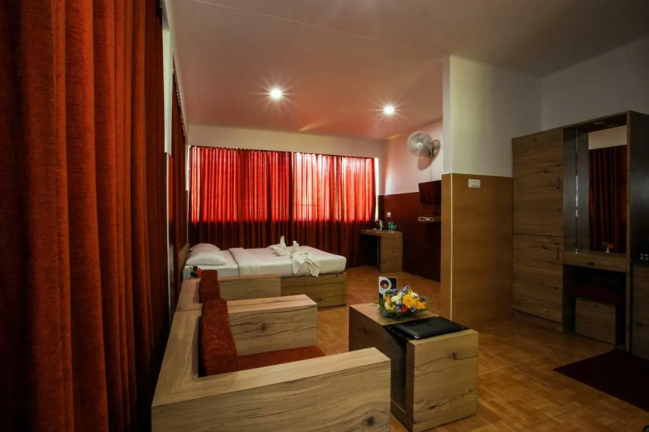Crescent Family Resort Ambalavayal
