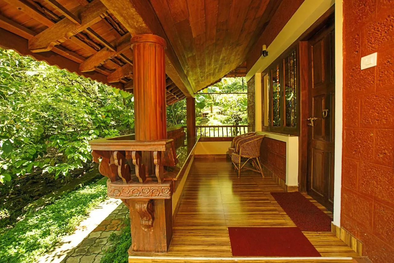 Crescent Family Resort Ambalavayal 3*,  India