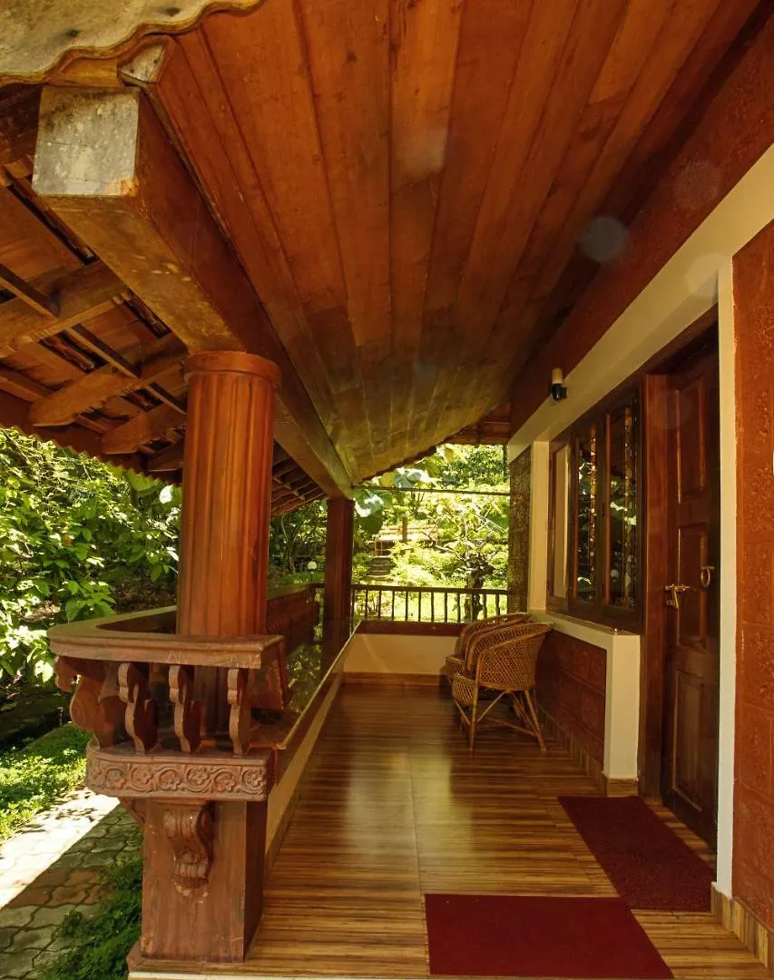 Crescent Family Resort Ambalavayal 3*,  India