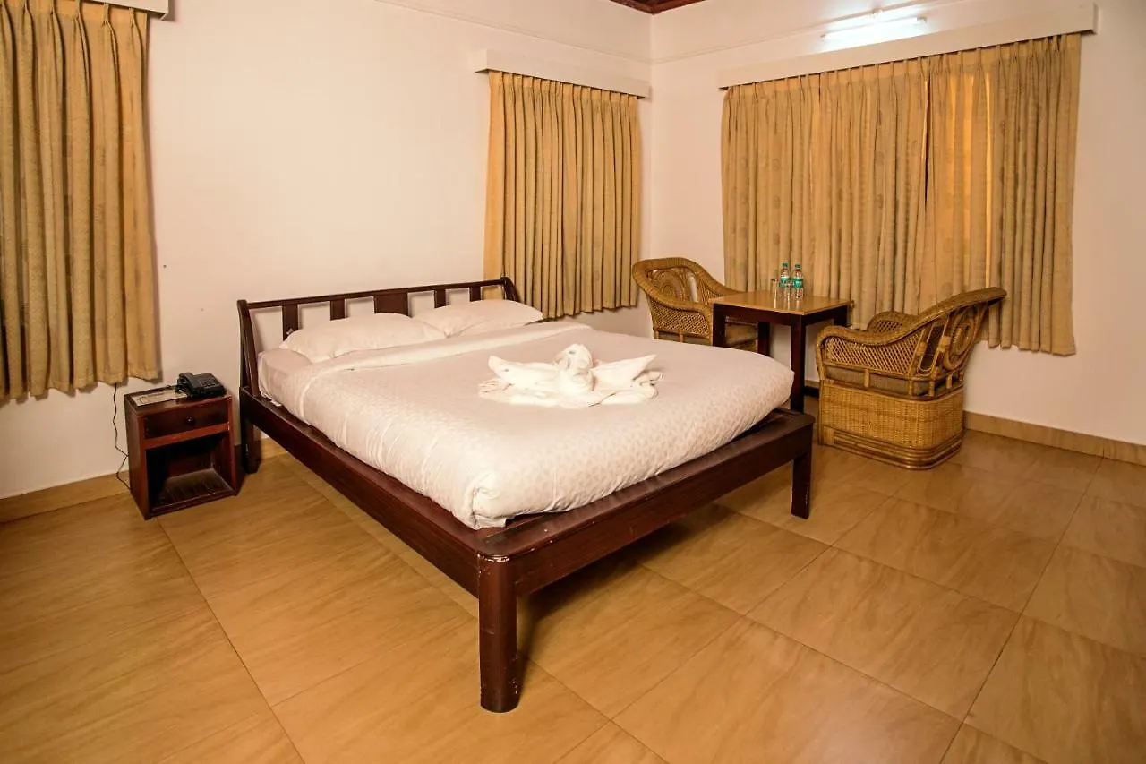 Crescent Family Resort Ambalavayal
