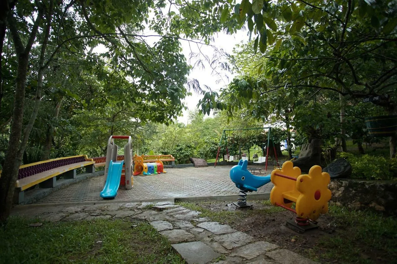 Crescent Family Resort Ambalavayal